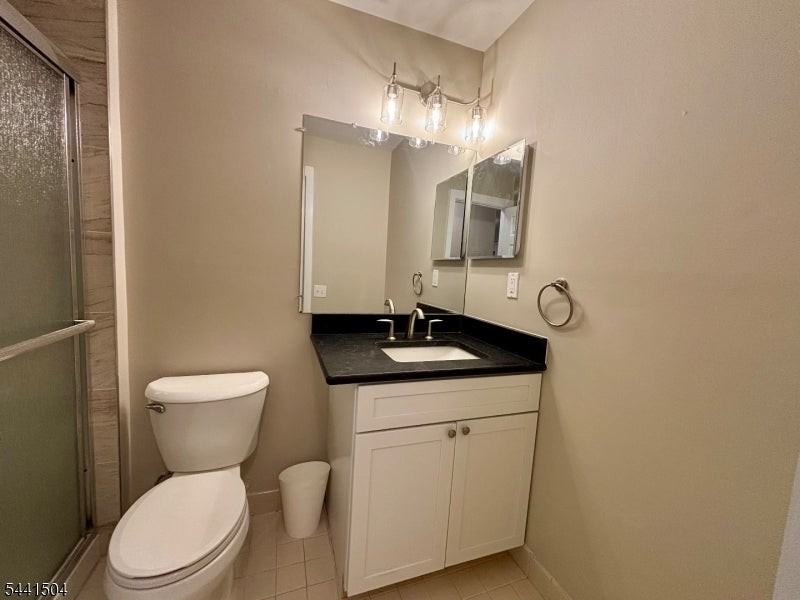 42 Stevens Ct - Photo 5 of 10