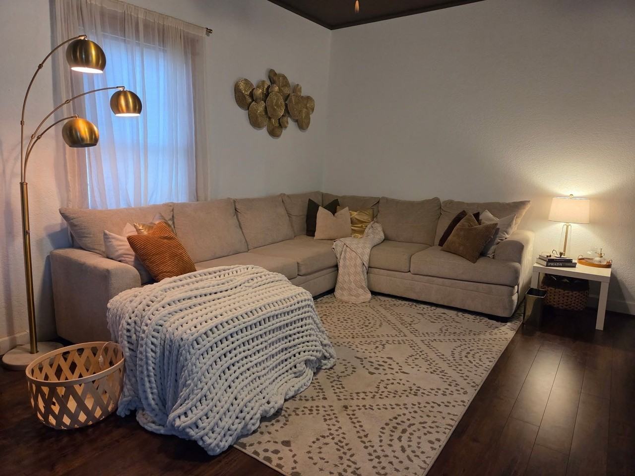 4124 Avenue M 1/2 - Photo 7 of 17