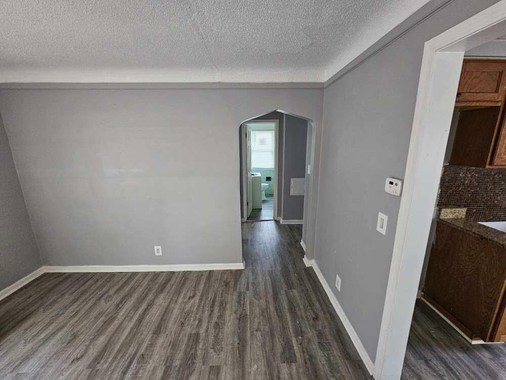 16092 Coram St - Photo 5 of 10