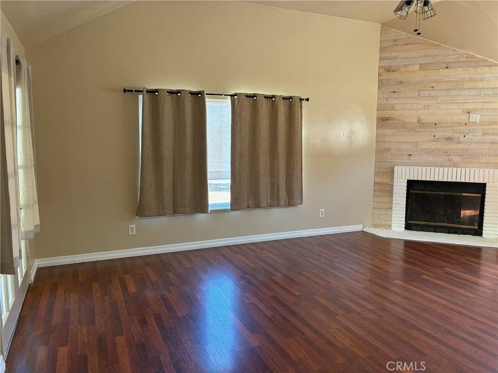 1120 Athena Ct - Photo 5 of 13