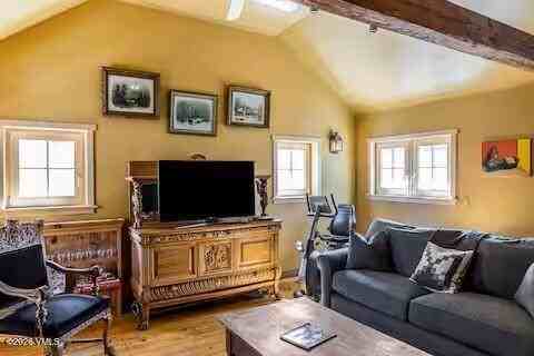 107 Williams St - Photo 7 of 21