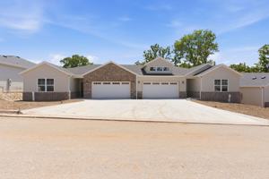 featured image of 4423 S Reed Ave