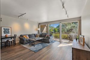 featured image of 954 Lea Dr #1