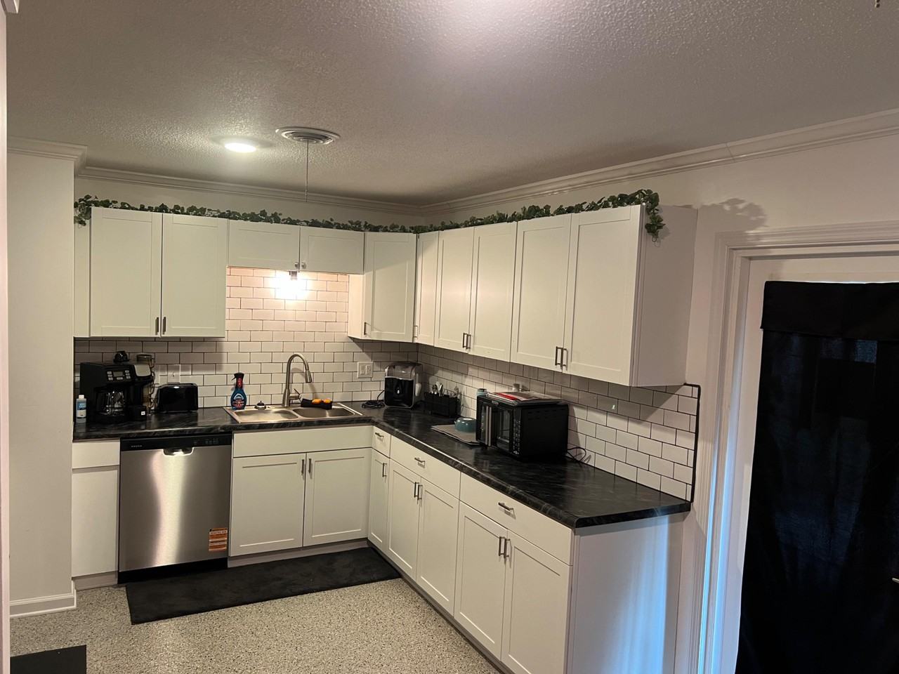 Drayton Dr - Photo 2 of 16