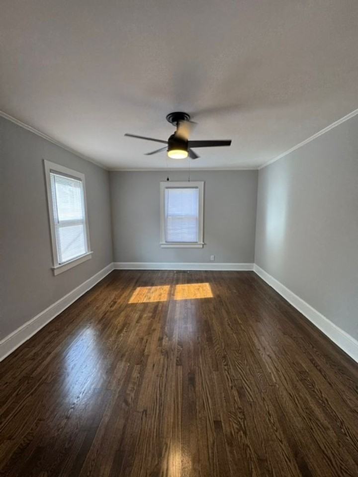 112 Morrow St - Photo 2 of 13