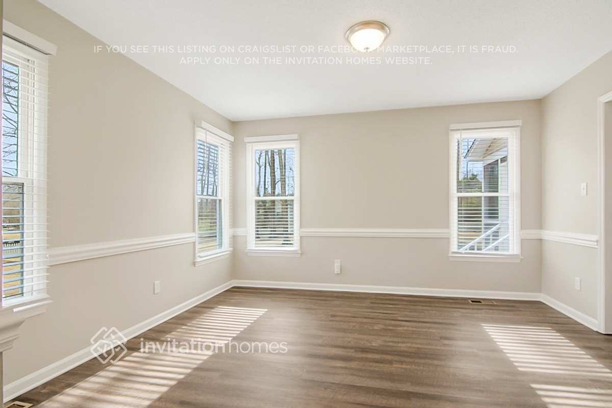 53 Hobson Ln - Photo 7 of 24