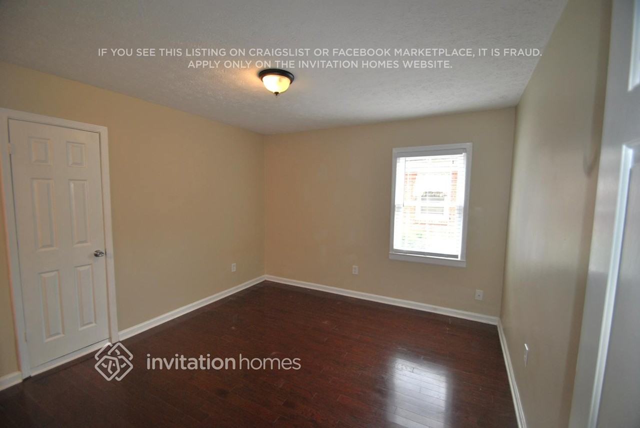 692 Quillian Ave - Photo 5 of 10