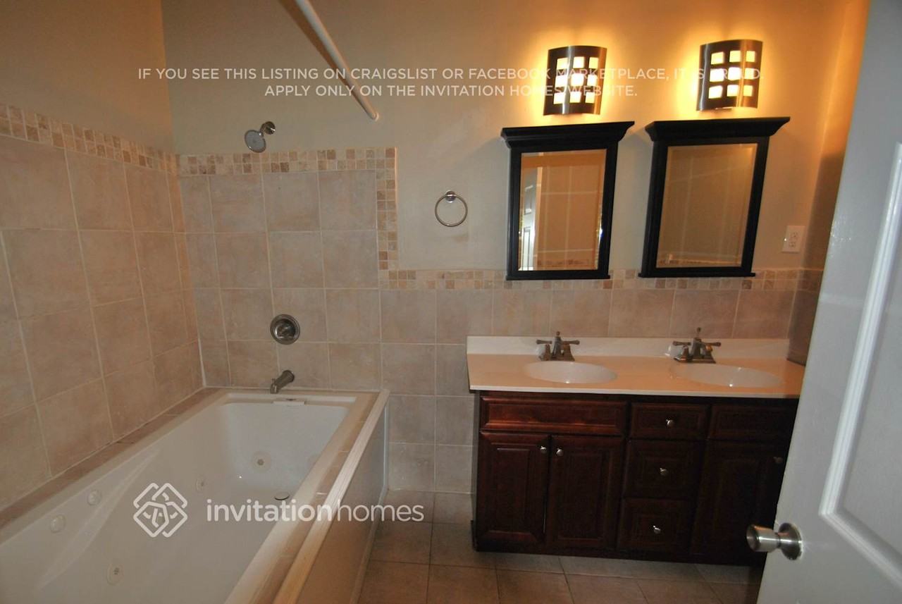 692 Quillian Ave - Photo 7 of 10