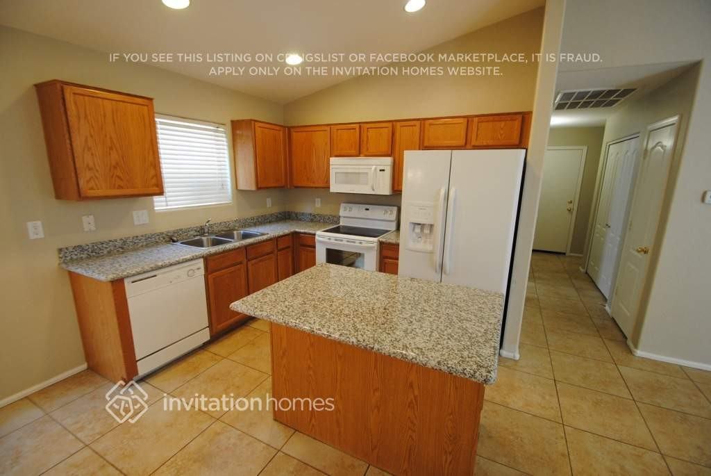 29384 N Lazurite Way - Photo 3 of 8