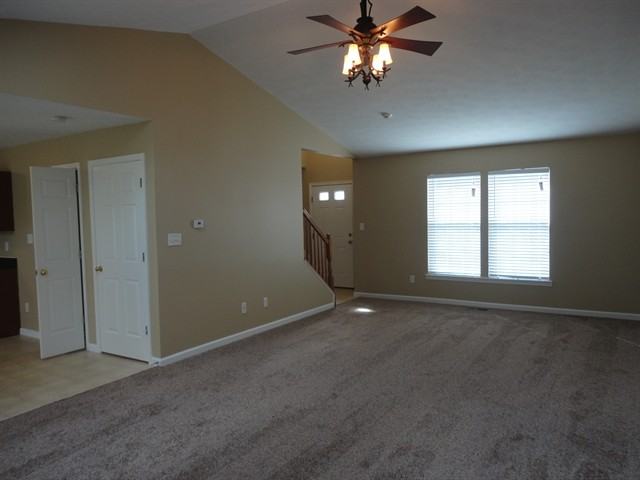 32 Hancock Cove - Photo 3 of 20