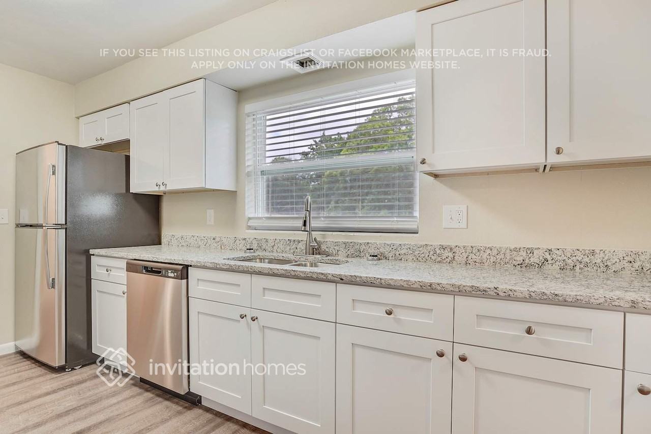3420 Portersfield Rd - Photo 5 of 24