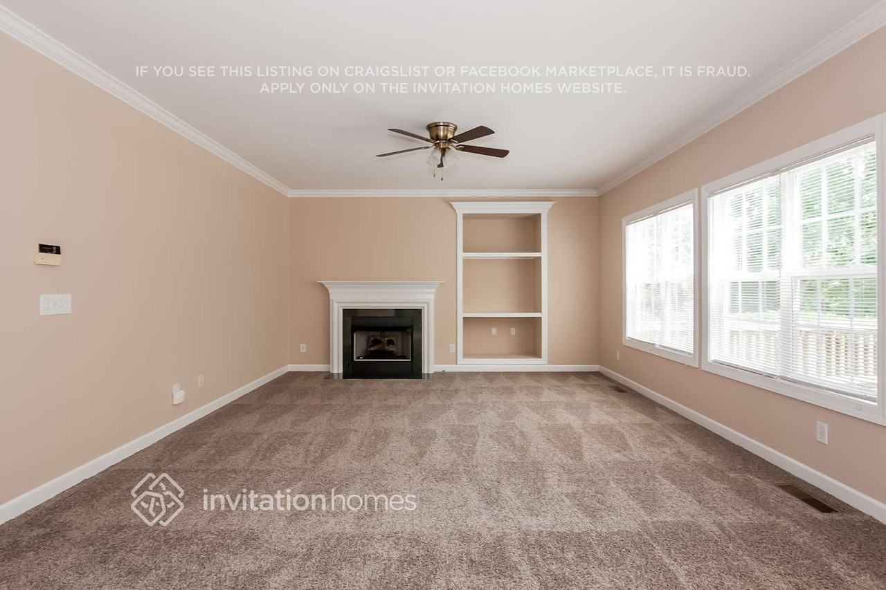 5925 Maple View Pl - Photo 4 of 20
