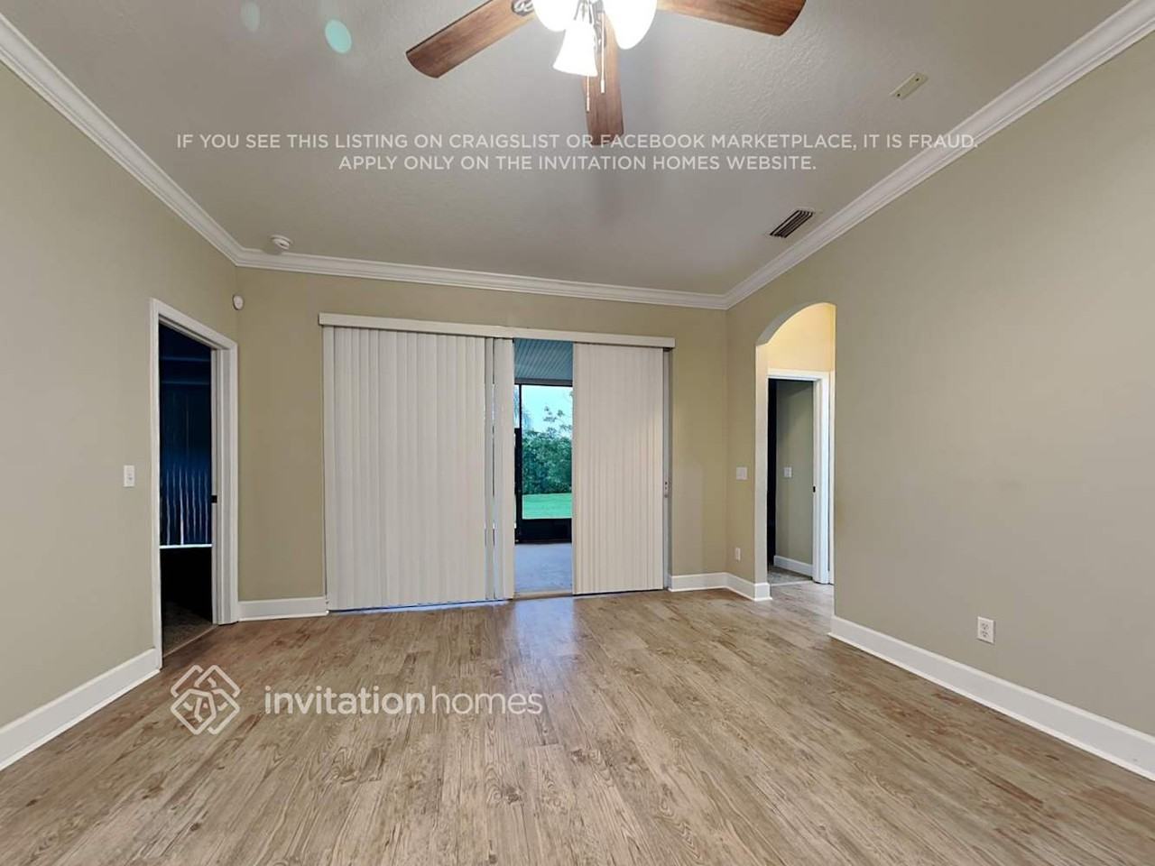 6311 Bridgecrest Dr - Photo 3 of 21