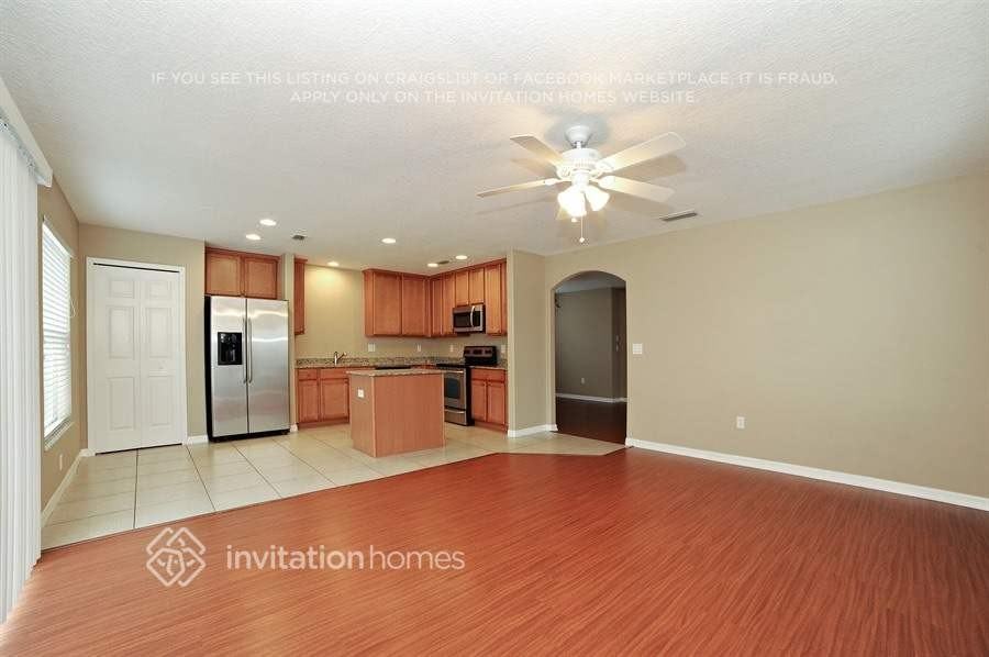 3328 Thistledown Ln - Photo 5 of 21