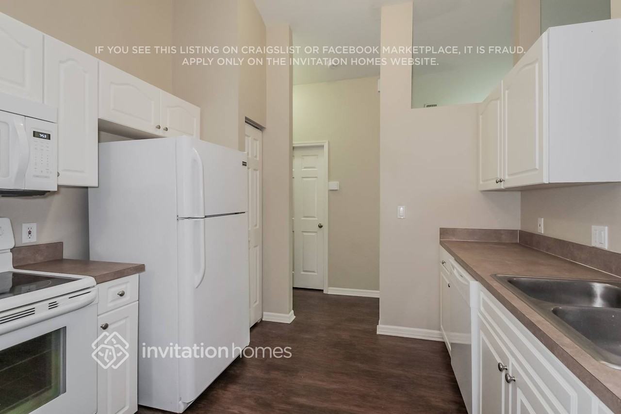 1308 Elmore Ter - Photo 6 of 21