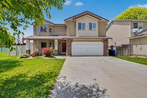 featured image of 18327 Buckeye Pl
