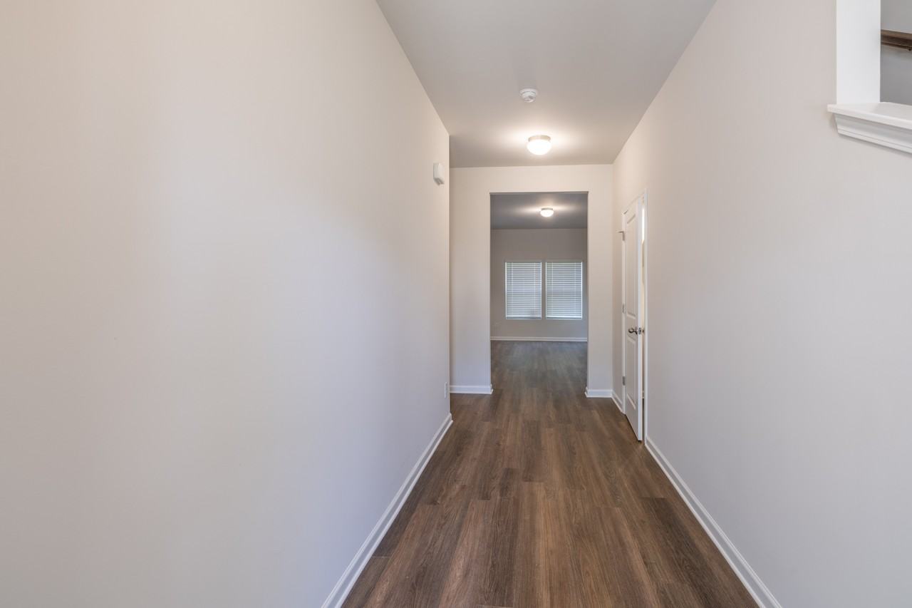 142 S Bell Ave #1 - Photo 2 of 36