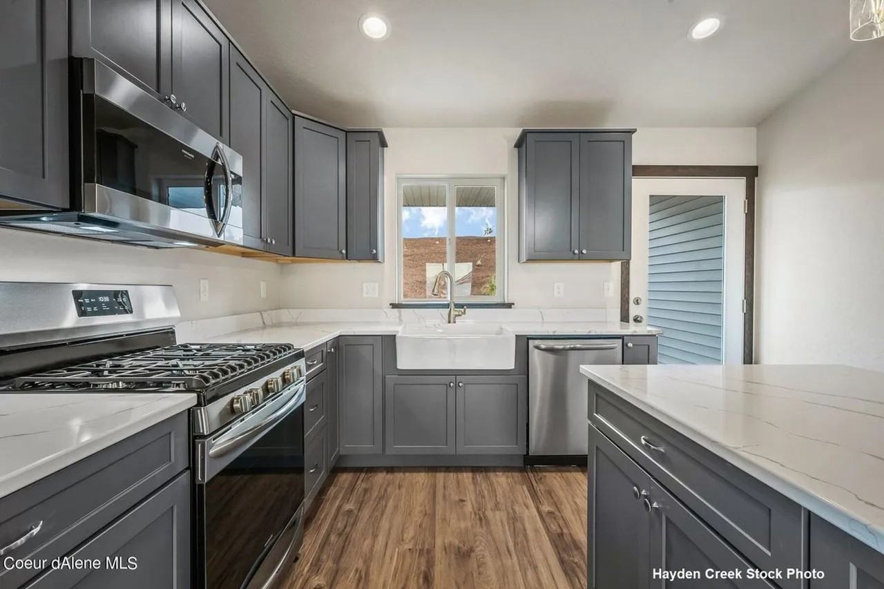 12714 Lattner St - Photo 4 of 25