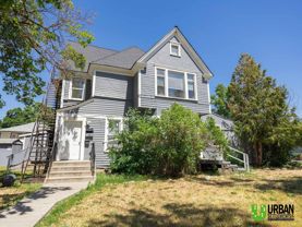 Cleveland Ave. 828 W - Photo 1 of 1