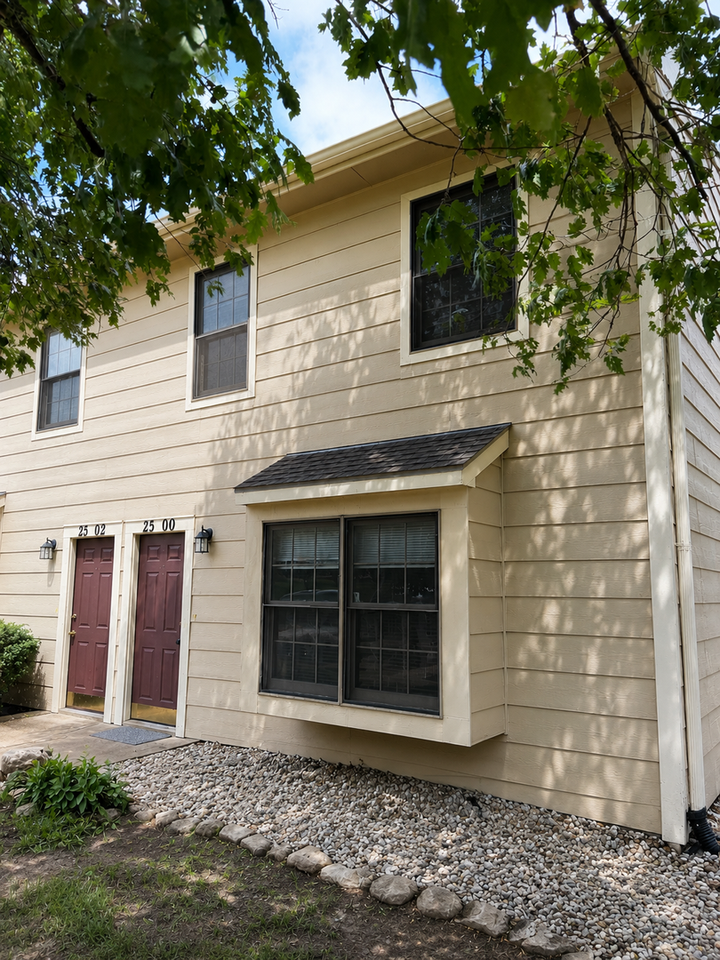 2500 Candlecrest Cir - Photo 2 of 16