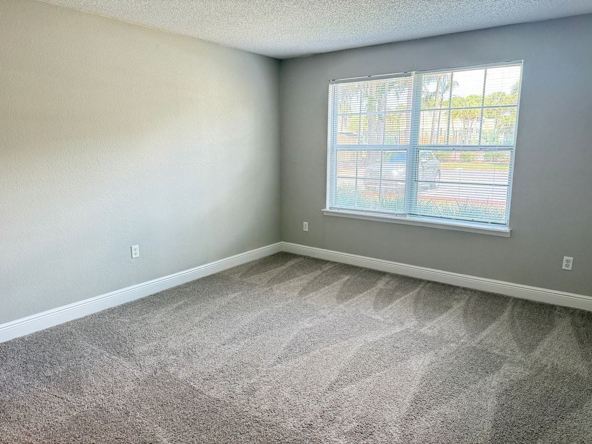 4022 Versailles Dr #C - Photo 4 of 15