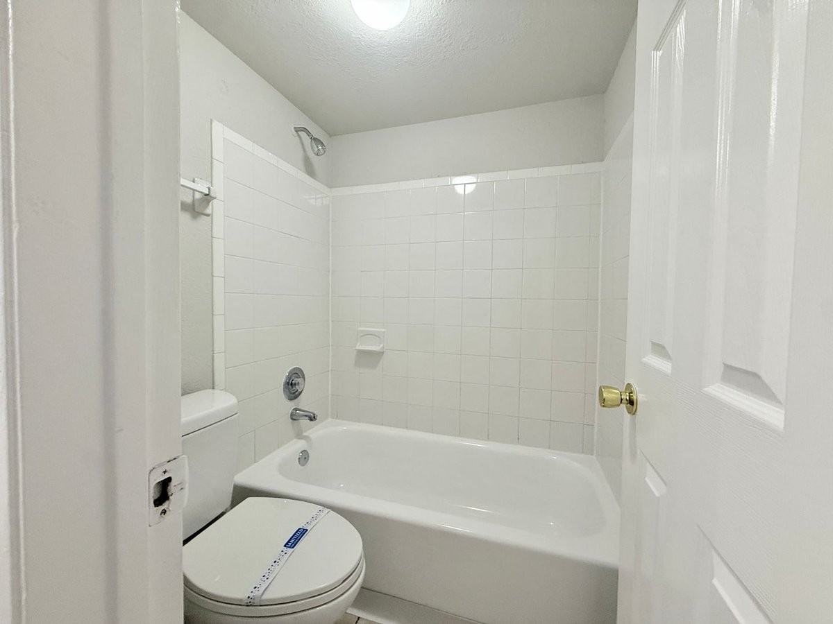 4117 S Semoran Blvd #22 - Photo 5 of 20