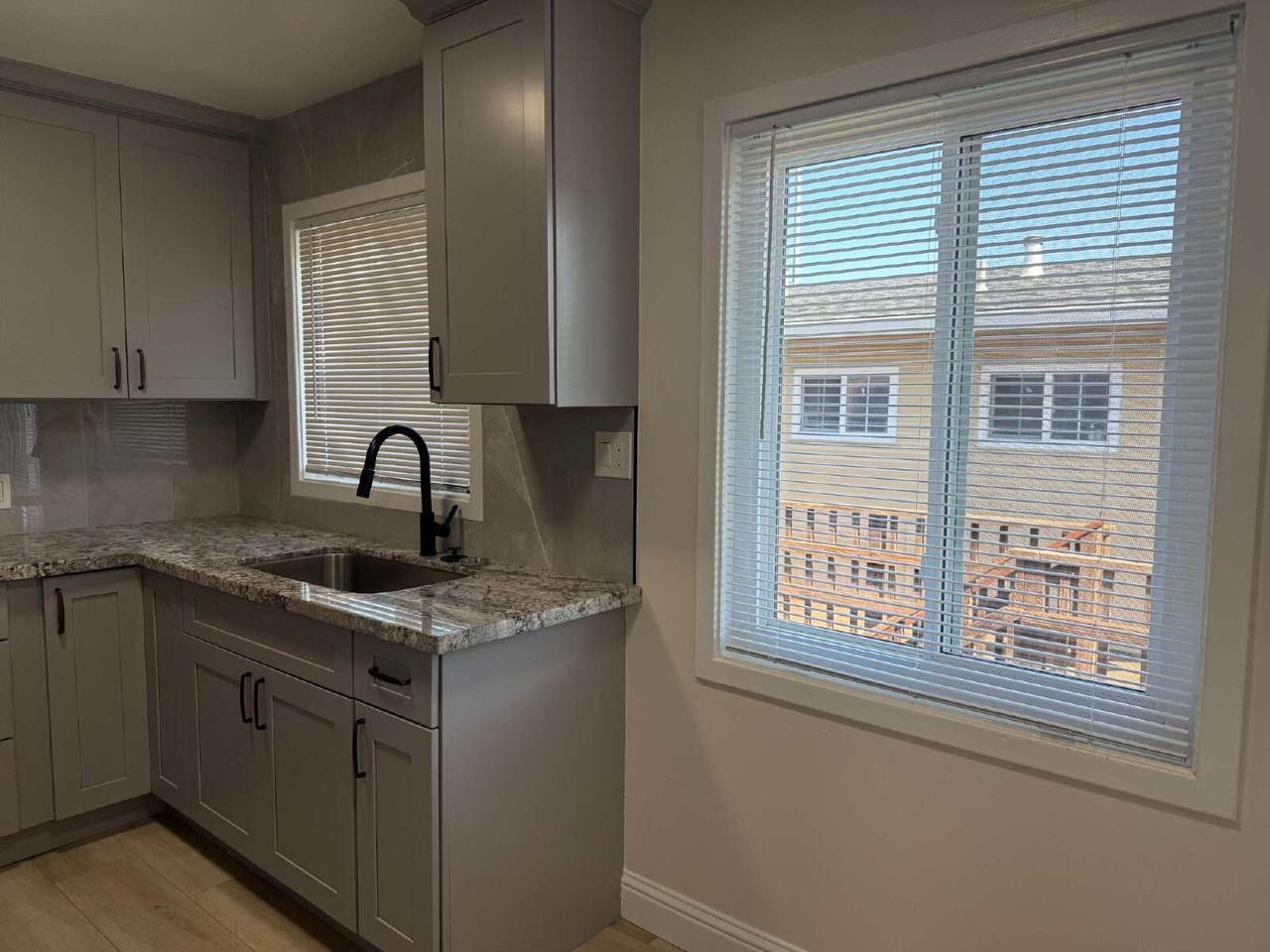 1749 Hester Ave #6 - Photo 4 of 6
