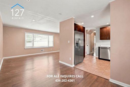 13 Avondale Dr - Photo 3 of 34