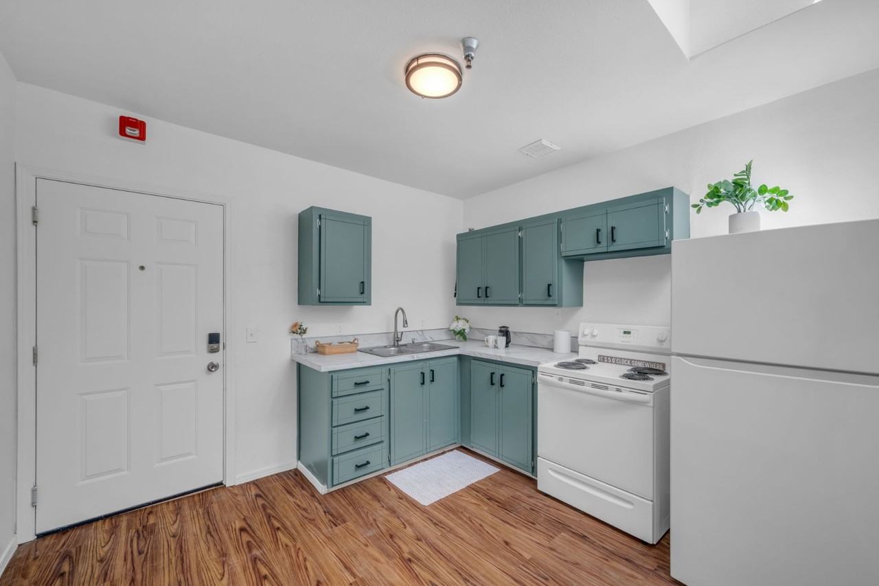 2602 6th Ave #2 - Photo 7 of 20