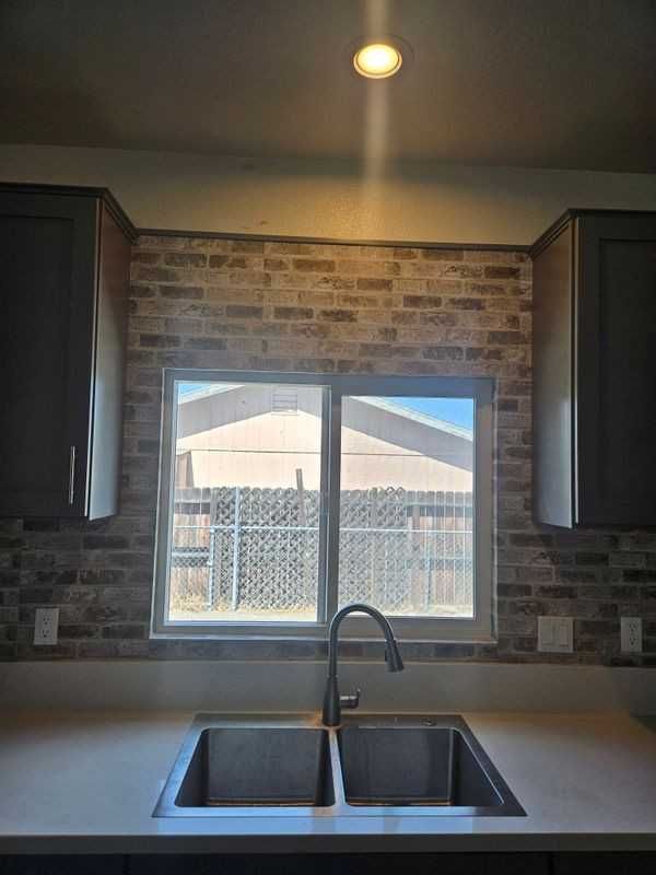 710 E Whittier Ave - Photo 2 of 17