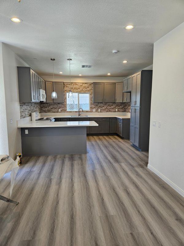 710 E Whittier Ave - Photo 3 of 17