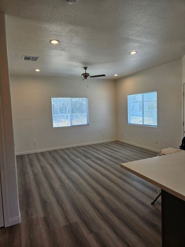 710 E Whittier Ave - Photo 5 of 17