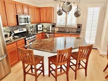 1566 Plymouth Ln - Photo 3 of 3