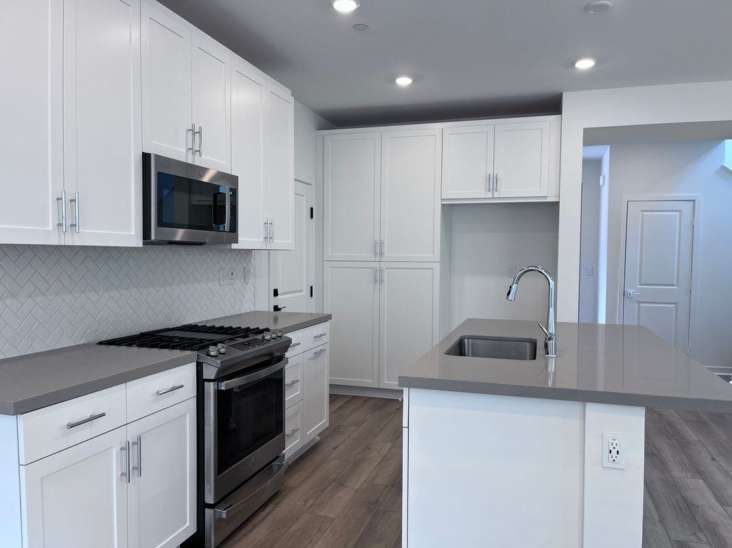 4041 Pomelo Dr - Photo 3 of 25