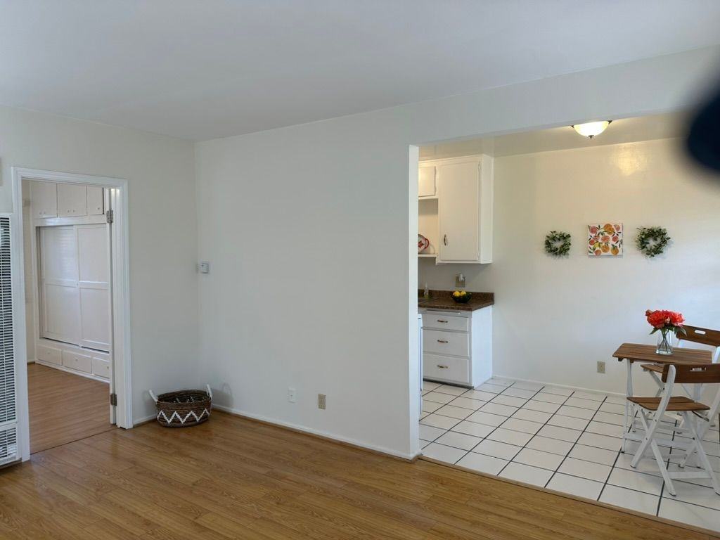373 Myrtle St ##C - Photo 5 of 20