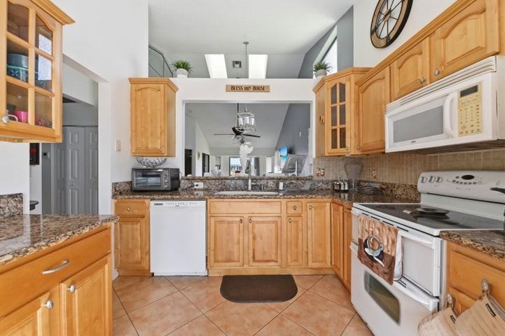 1012 Landings Boulevard