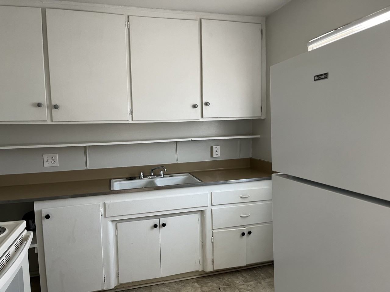 1303 Tijeras Ave Ne - Photo 7 of 17