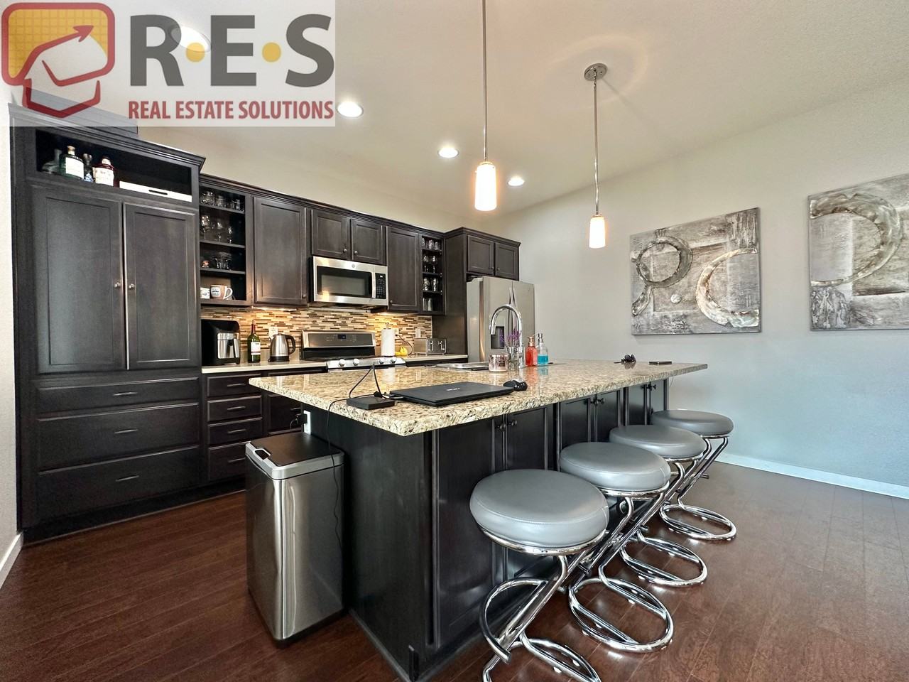 10948 Pastel Pt - Photo 3 of 14