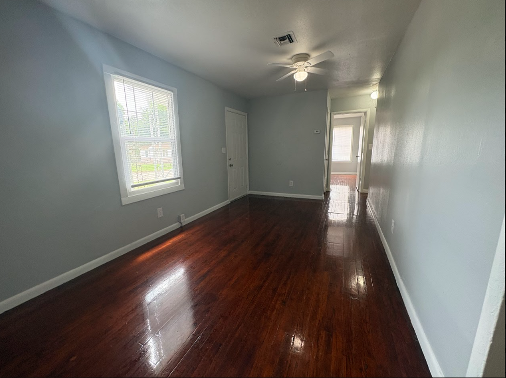 1421 N Standish Ave - Photo 4 of 18