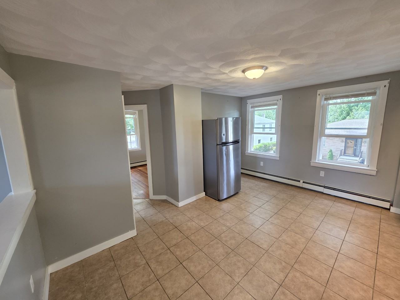 38 Drill St - Photo 2 of 10