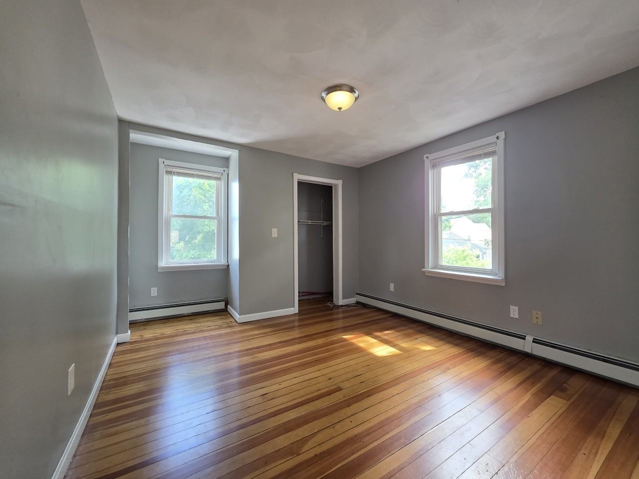 38 Drill St - Photo 6 of 10