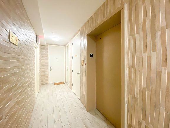 657 E 26th St - Photo 5 of 7