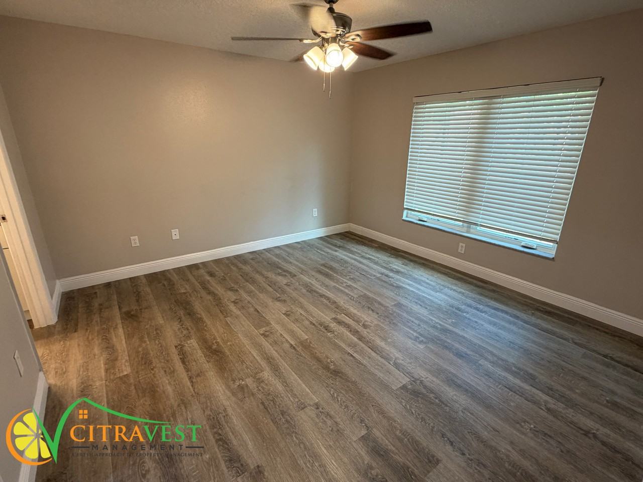 2495 W Landmark Dr - Photo 5 of 14