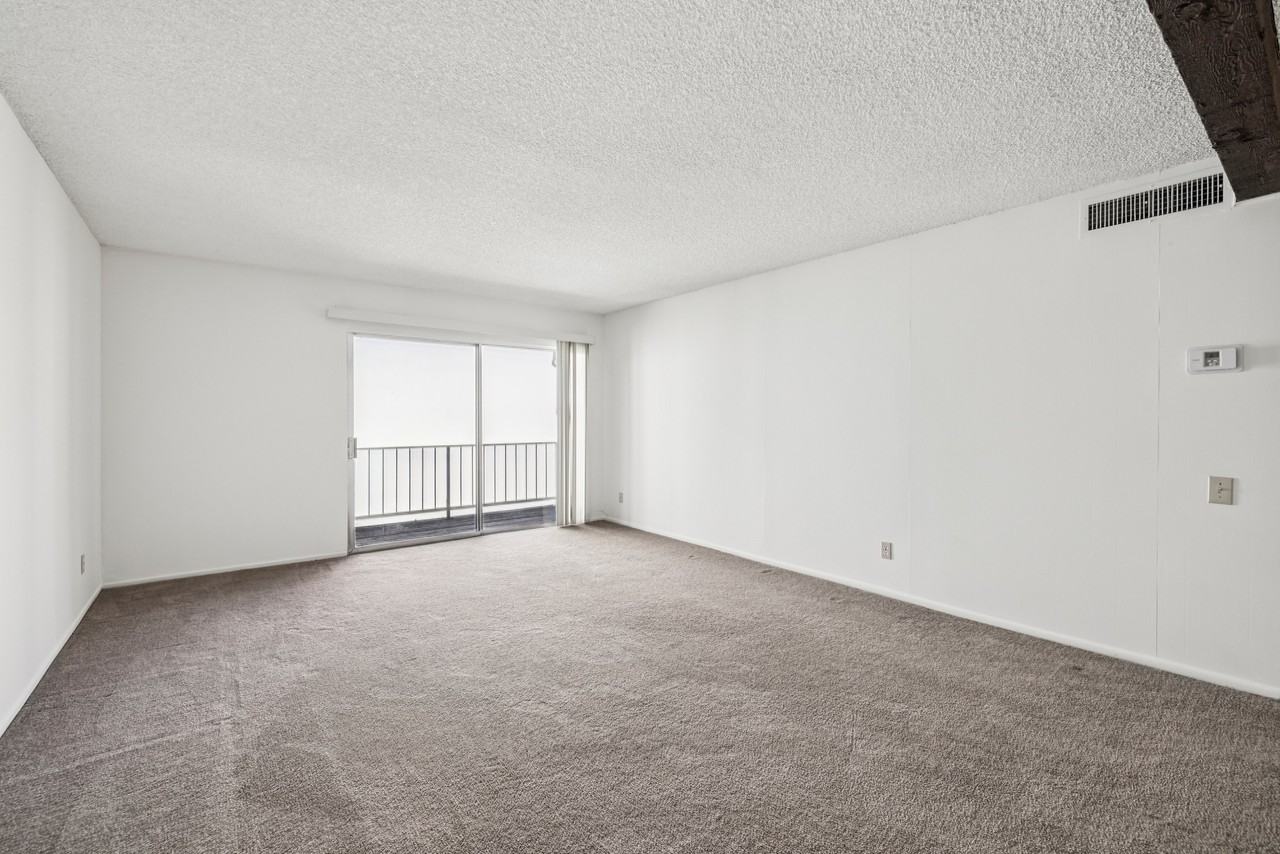 5460 White Oak Ave - Photo 3 of 4