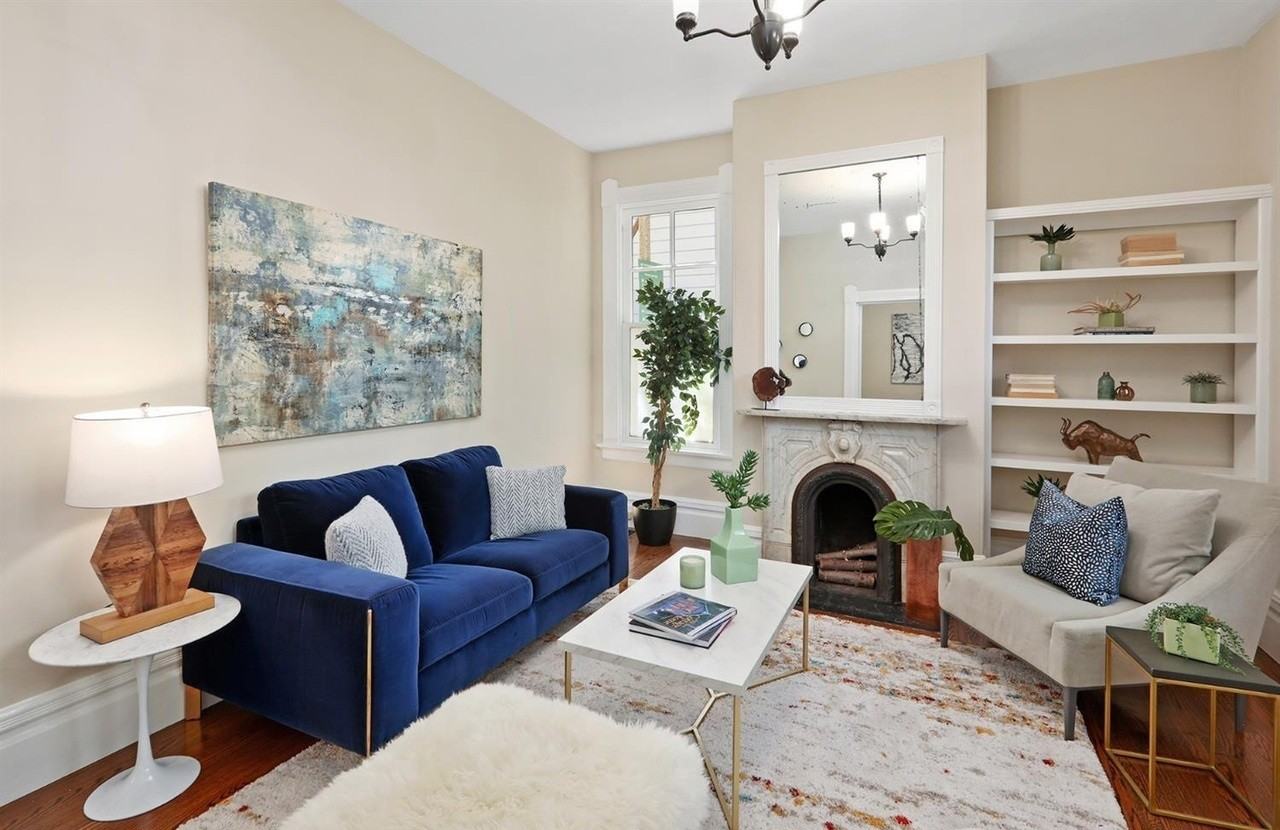 8 Cottage Row - Photo 2 of 4