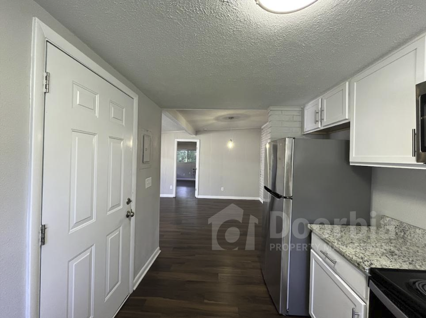 6339 Kimberly Ln - Photo 2 of 11