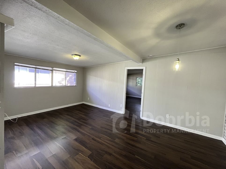 6339 Kimberly Ln - Photo 4 of 11