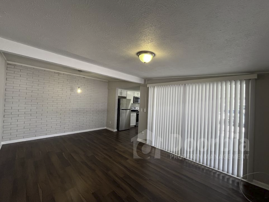 6339 Kimberly Ln - Photo 5 of 11