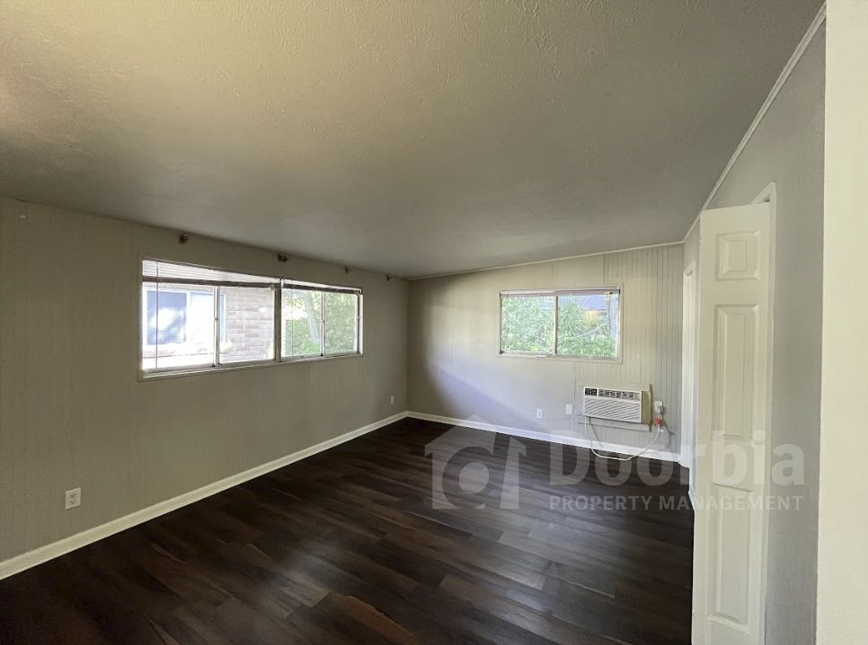 6339 Kimberly Ln - Photo 6 of 11