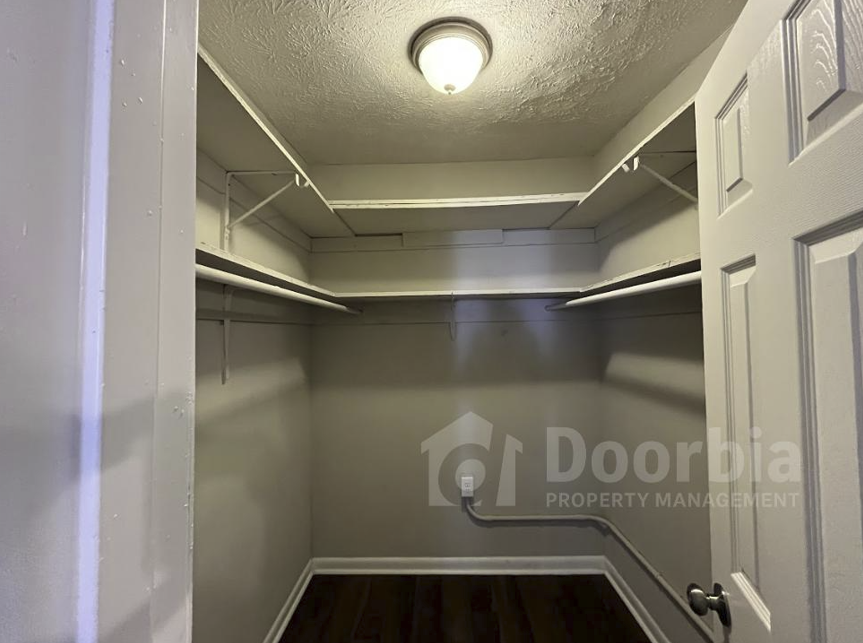 6339 Kimberly Ln - Photo 7 of 11